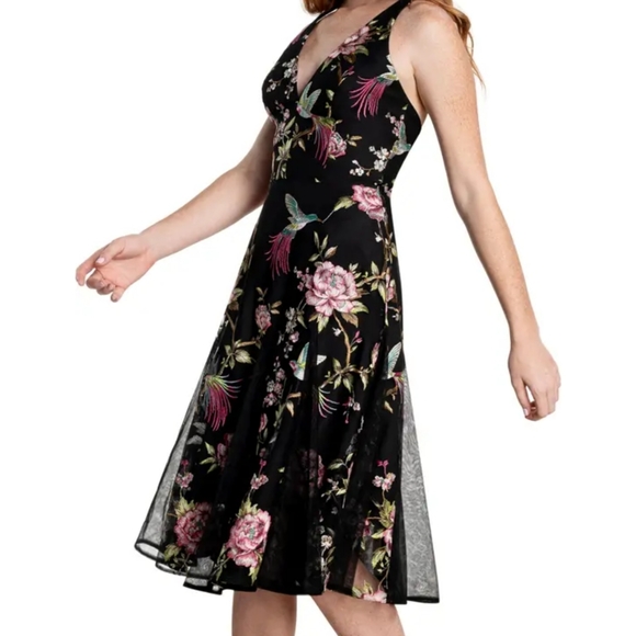 Dress the population halrow floral embr A-line dress L - Picture 3 of 8